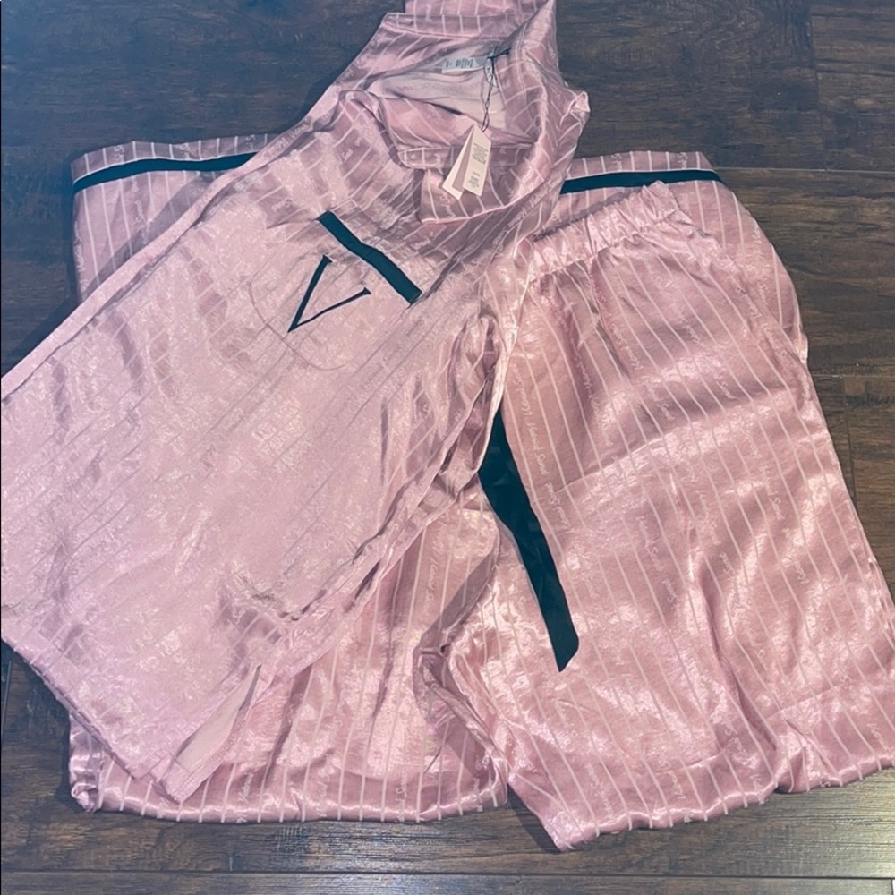 Victoria Secret Pajamas New SizeL/G